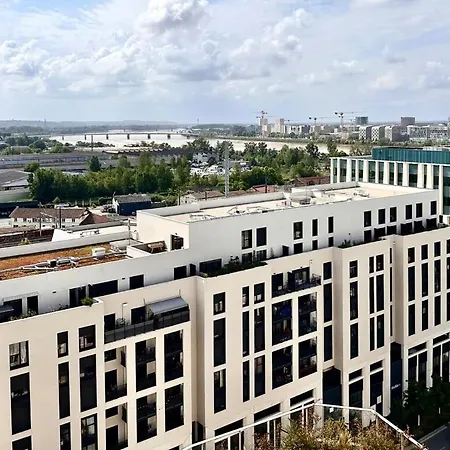Duplex Avec Terrasse Dans Le Ciel Bordelais Apartment Bordeaux